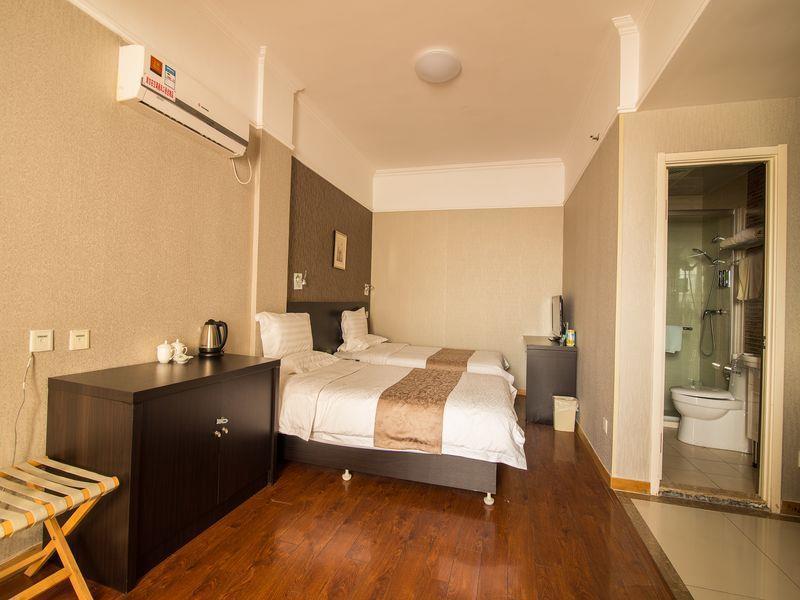 Qingdao Fu Yong Hotel Exterior photo